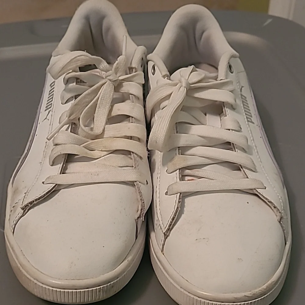 Pumas - Picture 2 of 4